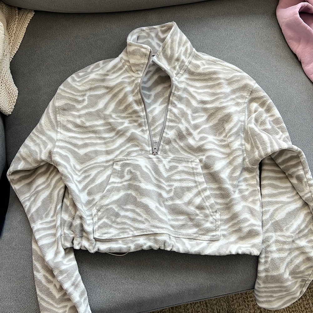 Aritzia TNA POLAR FLEECE HALF ZIP